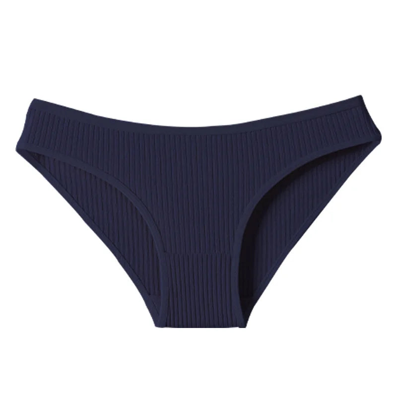 7Pcs Women's Soft & Breathable Cotton Briefs – Low-Rise, Stylish Solid Colors